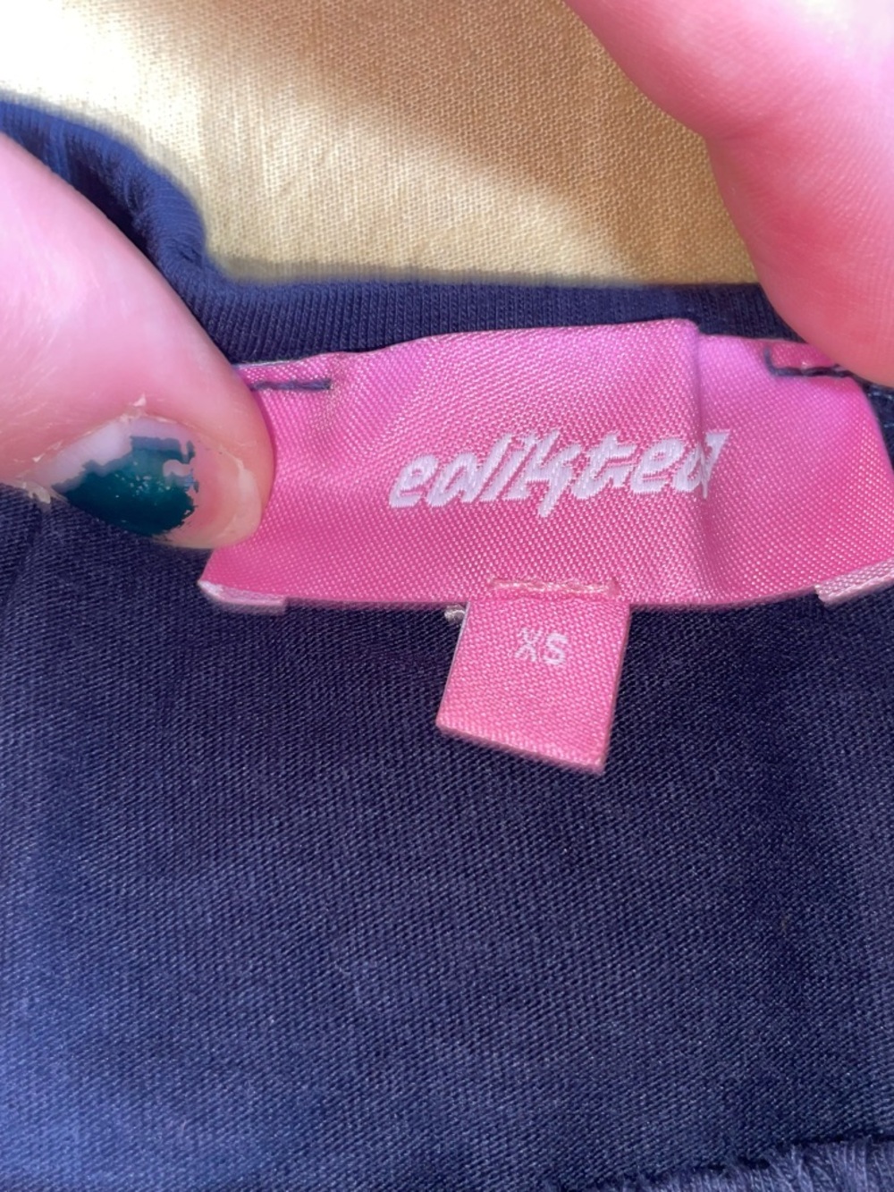 Edikted Navy Top with Pink Label - Picture 2 of 3